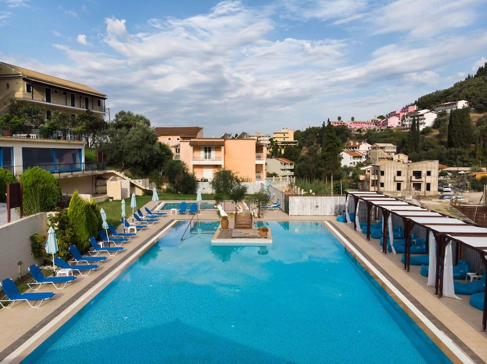 Marina Apartments, Agios Gordios Corfu מלון דירות 2*