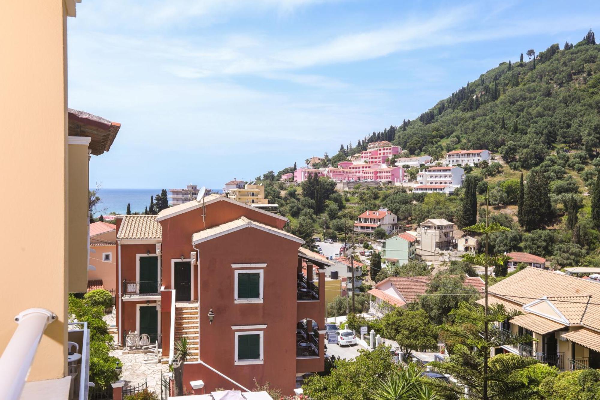 מלון דירות Marina Apartments, Agios Gordios Corfu 2*