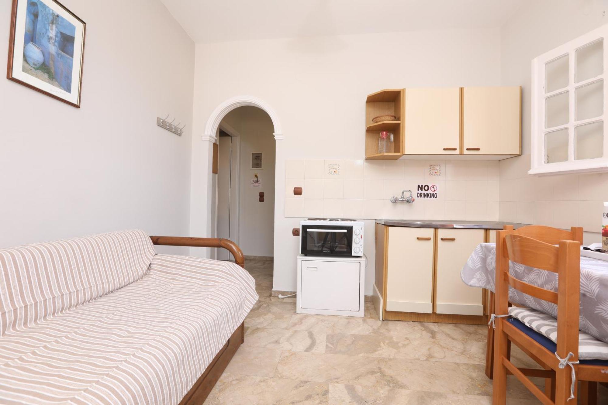 מלון דירות Marina Apartments, Agios Gordios Corfu אגיוס גורדיוס