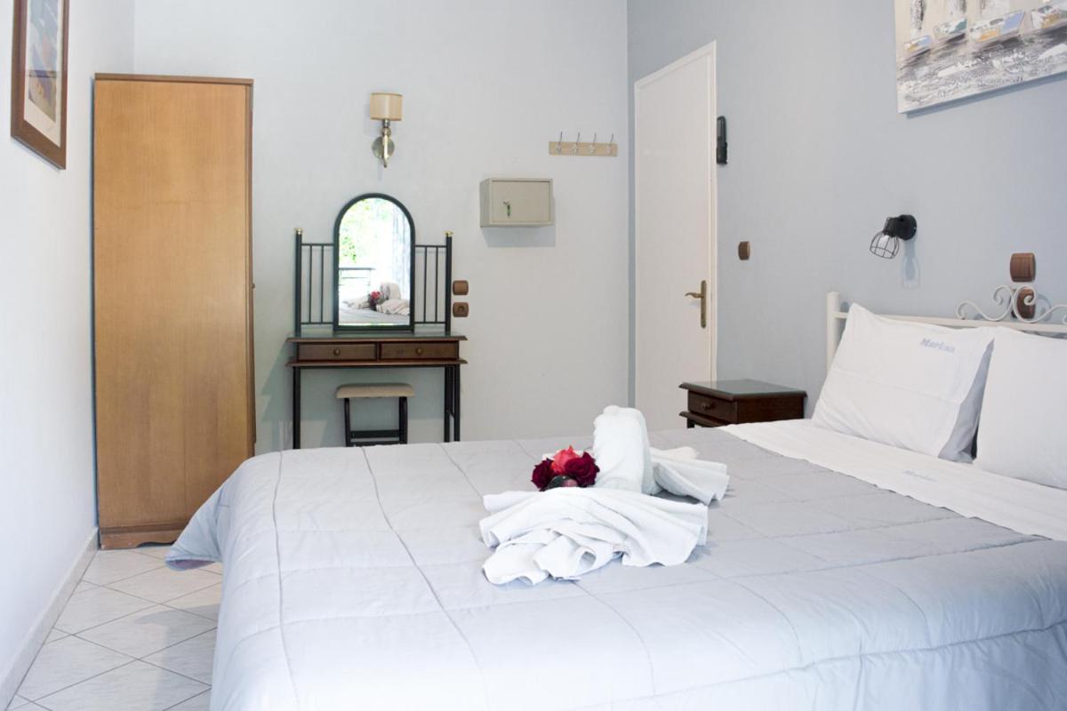 מלון דירות Marina Apartments, Agios Gordios Corfu 2*