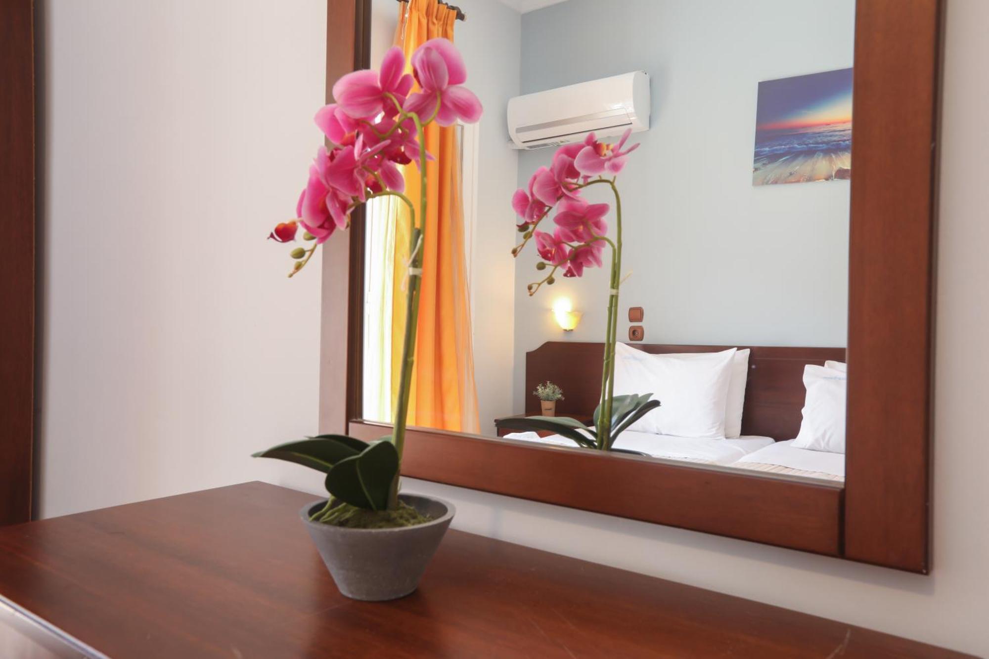 Marina Apartments, Agios Gordios Corfu מלון דירות אגיוס גורדיוס