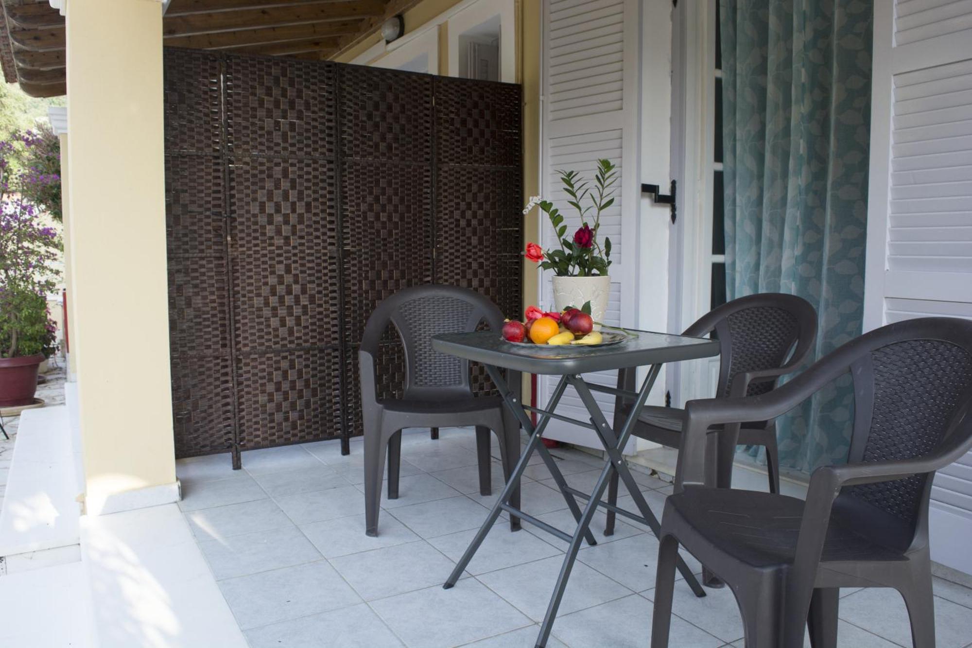 Aparthotel Marina Apartments, Agios Gordios Corfu